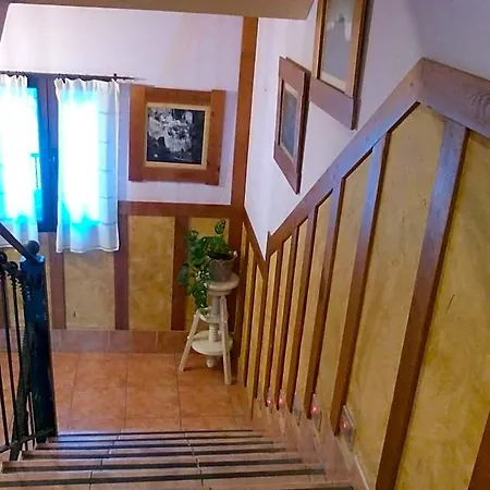 לינה וארוחת בוקר Puerta Al Duraton Sebúlcor