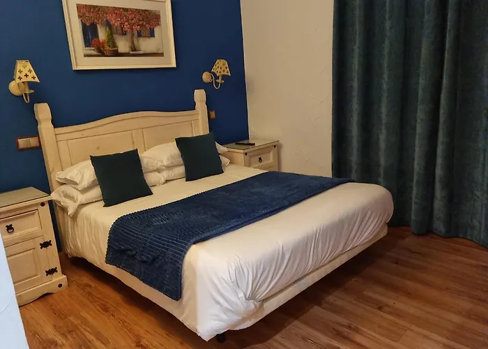 Puerta Al Duraton Bed & Breakfast *